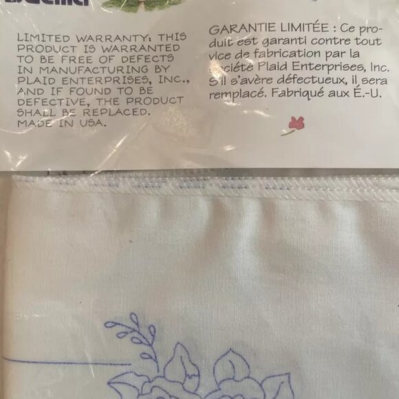 Bucilla - Pansies - Lot of 4 Sets of Embroidered Placemats and Napkins Kit 42946 - Picture 6 of 7